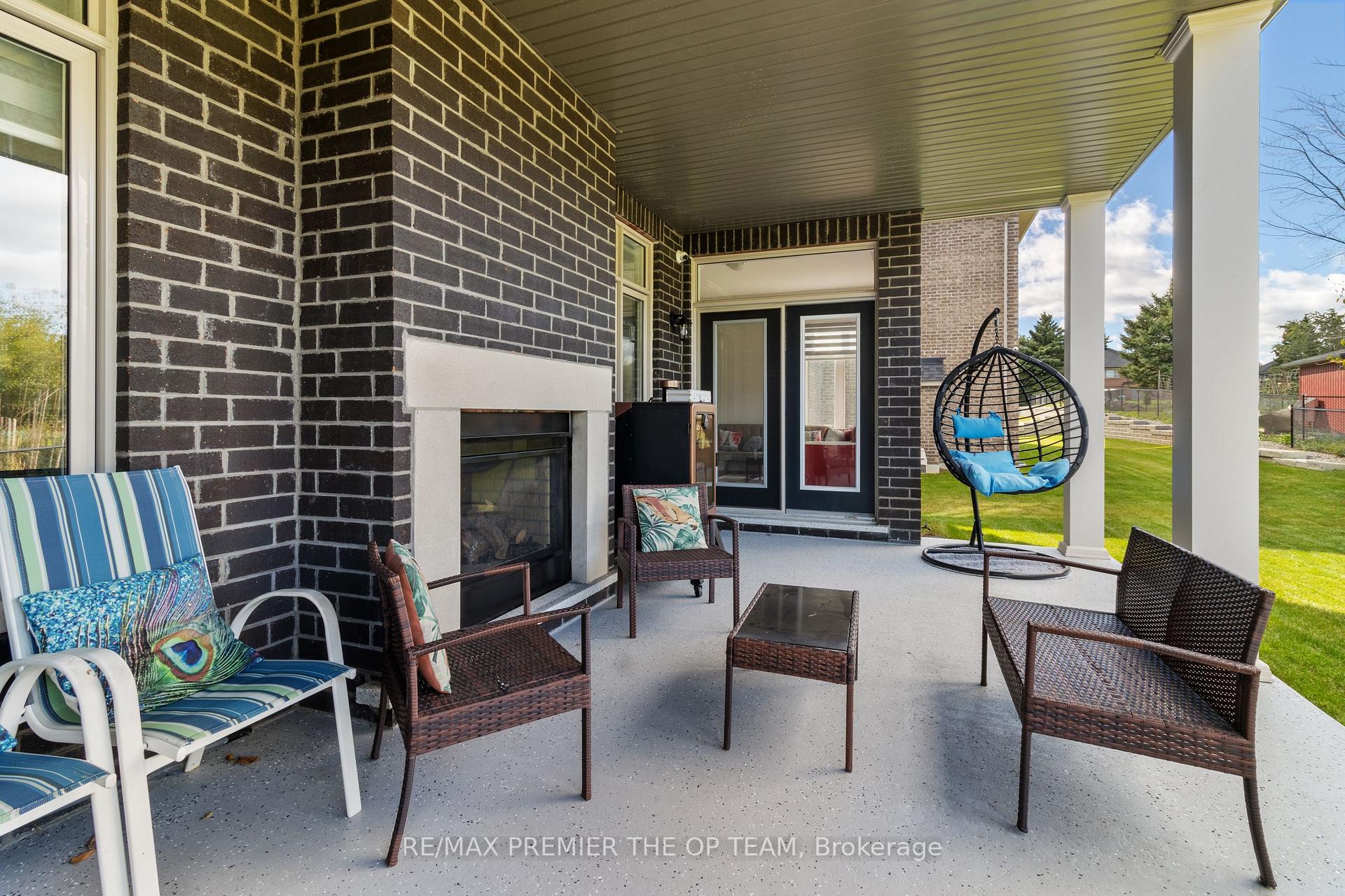 Photo 34 of 66 Broad Way, King, Nobleton — HOMEH