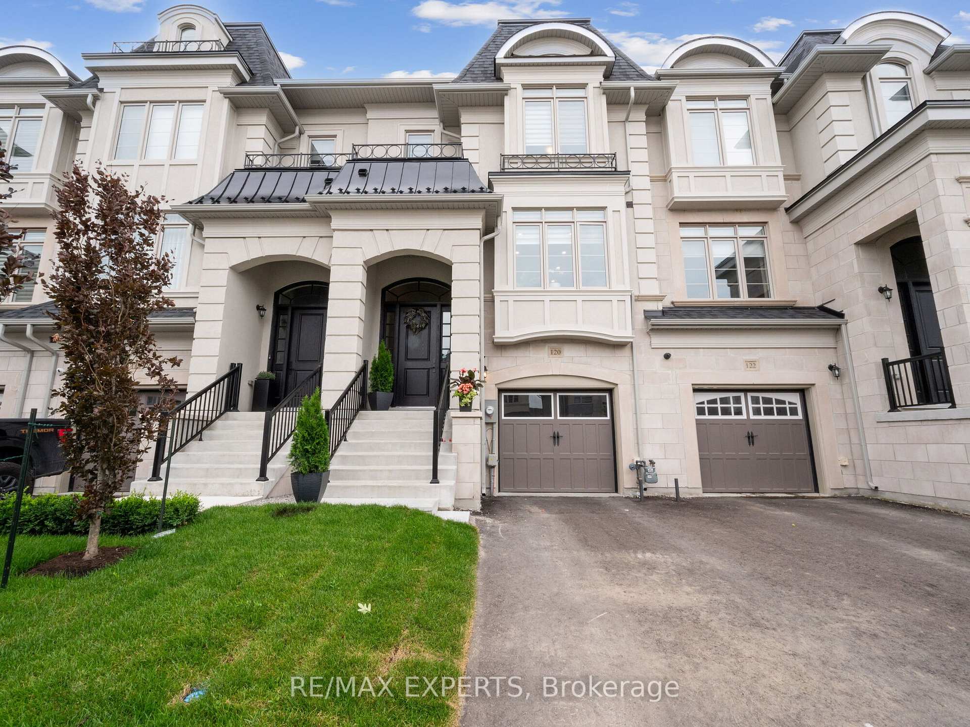 Photo 1 of 120 Stokes Drive, King, Nobleton — HOMEH