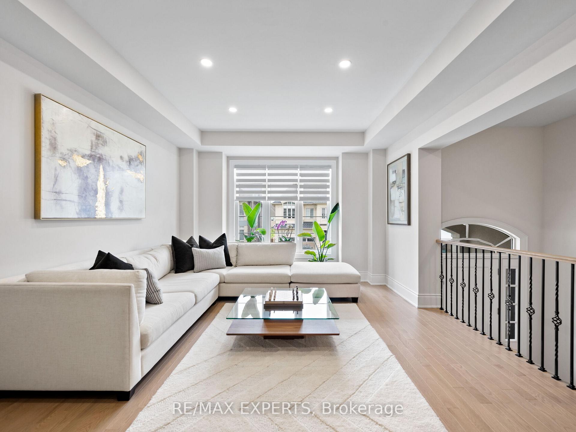 Photo 4 of 120 Stokes Drive, King, Nobleton — HOMEH