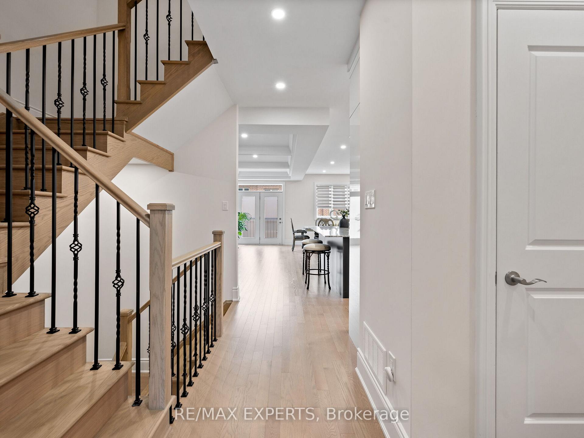 Photo 6 of 120 Stokes Drive, King, Nobleton — HOMEH