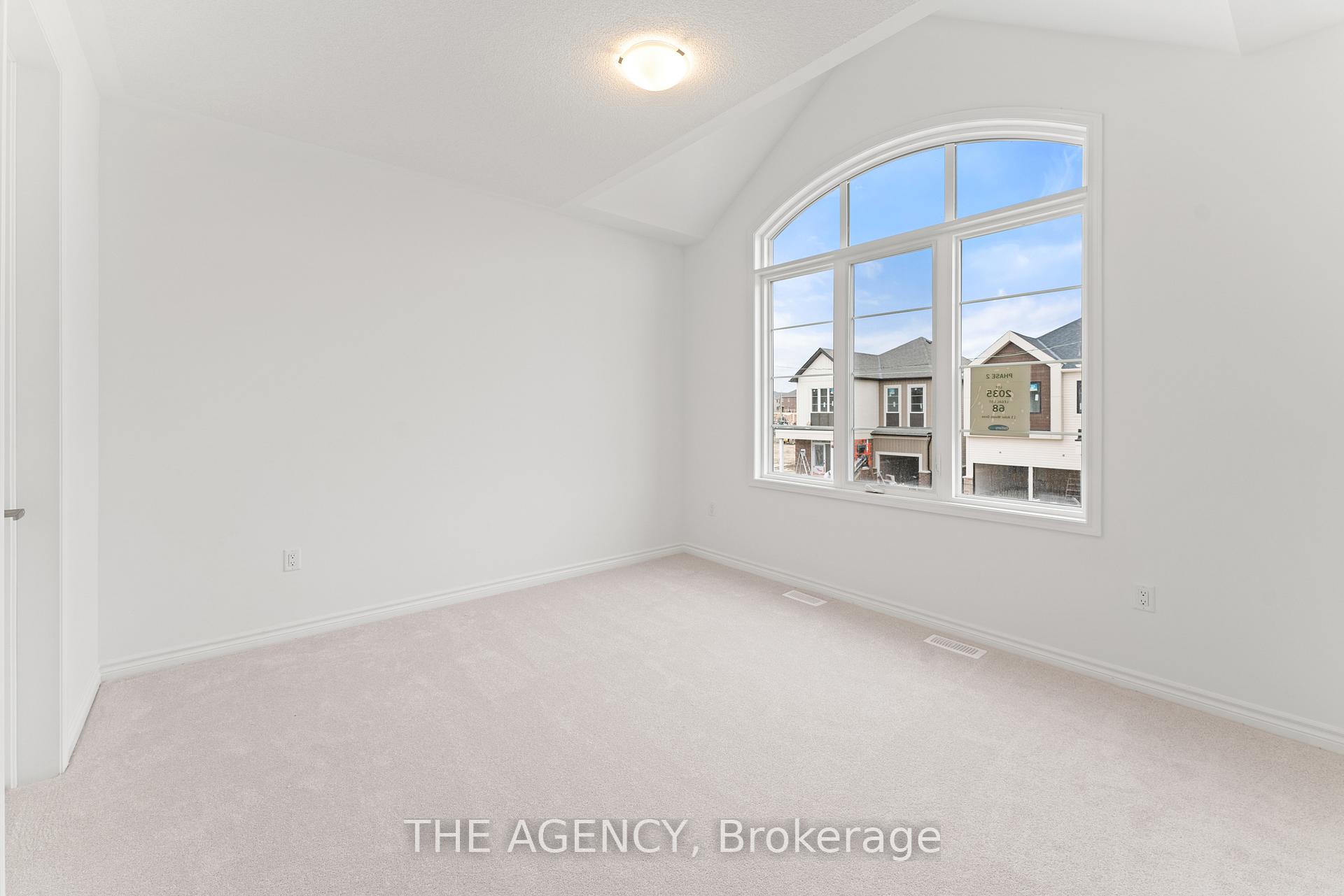 Photo 5 of 15 Aster Woods Drive, Caledon, Rural Caledon — HOMEH