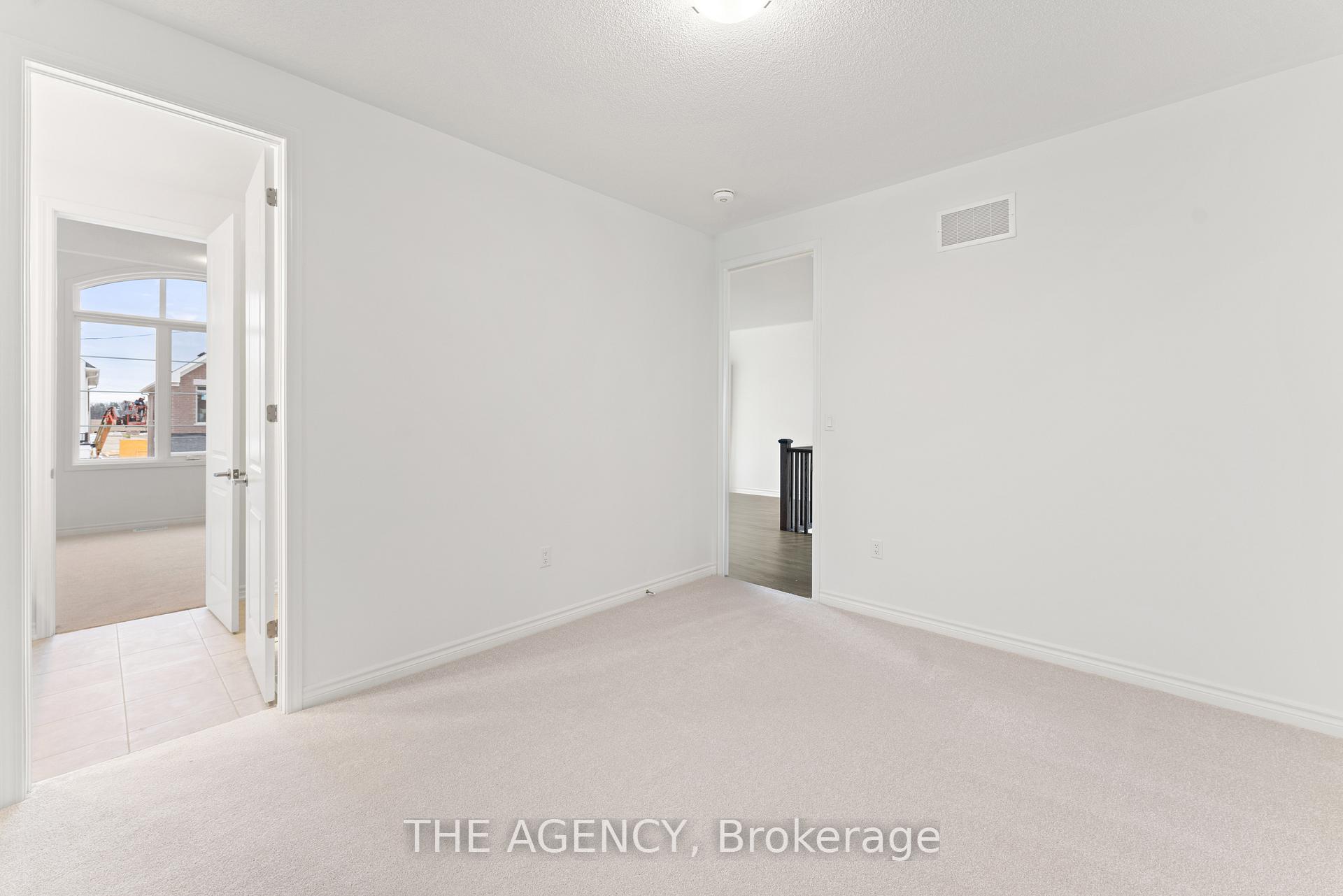 Photo 14 of 15 Aster Woods Drive, Caledon, Rural Caledon — HOMEH