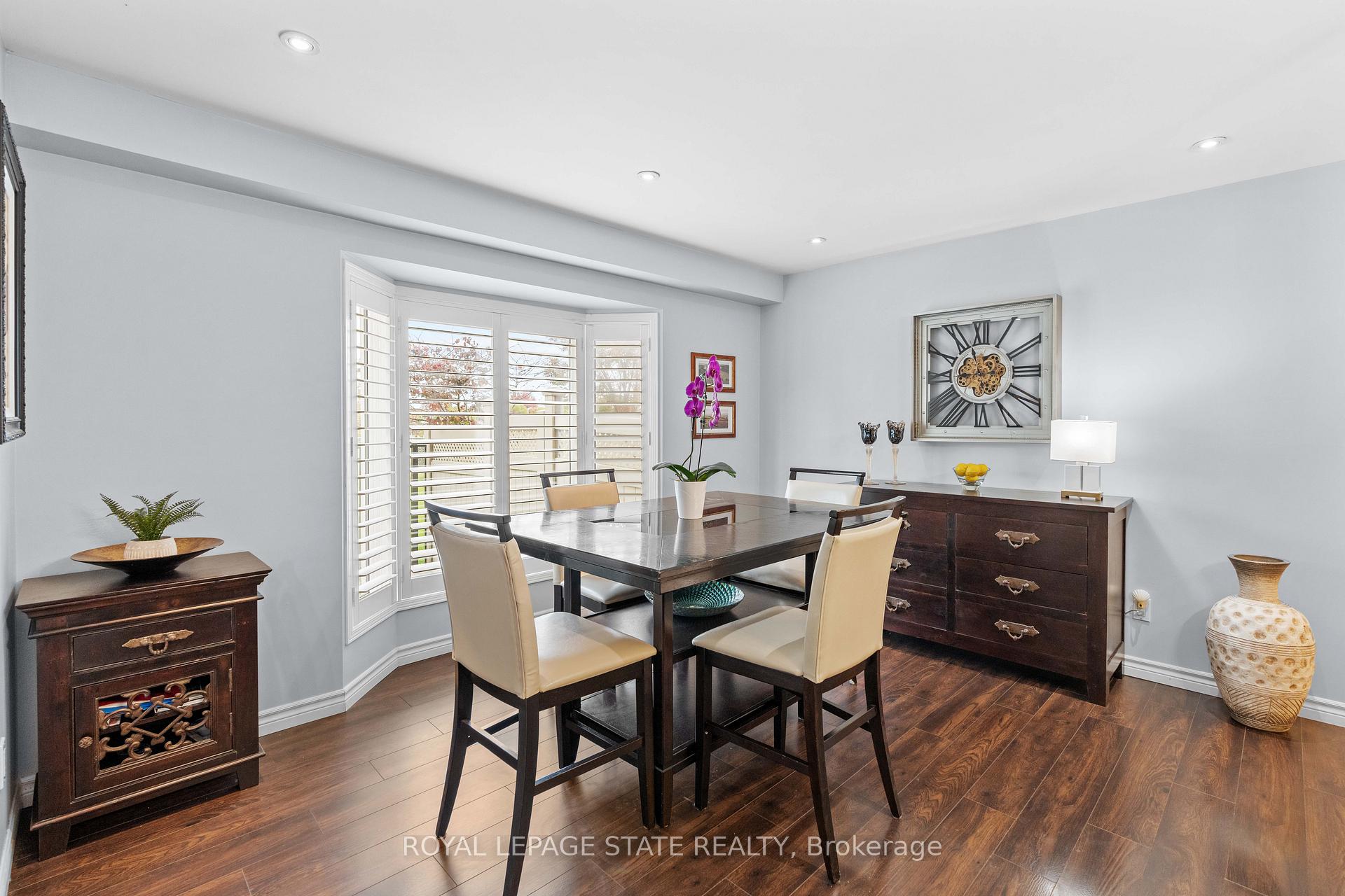 Photo 2 of 95 Thoroughbred Boulevard, Hamilton, Ancaster — HOMEH