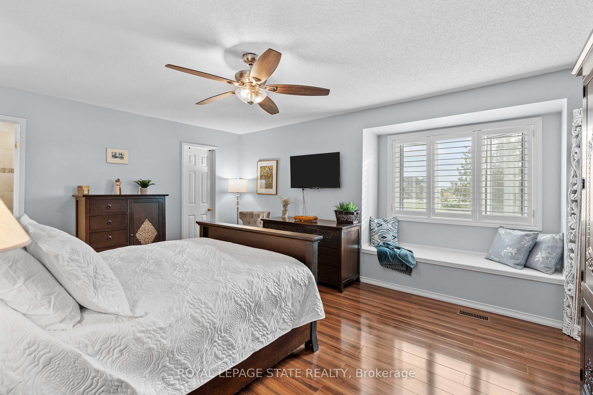Photo 19 of 95 Thoroughbred Boulevard, Hamilton, Ancaster — HOMEH