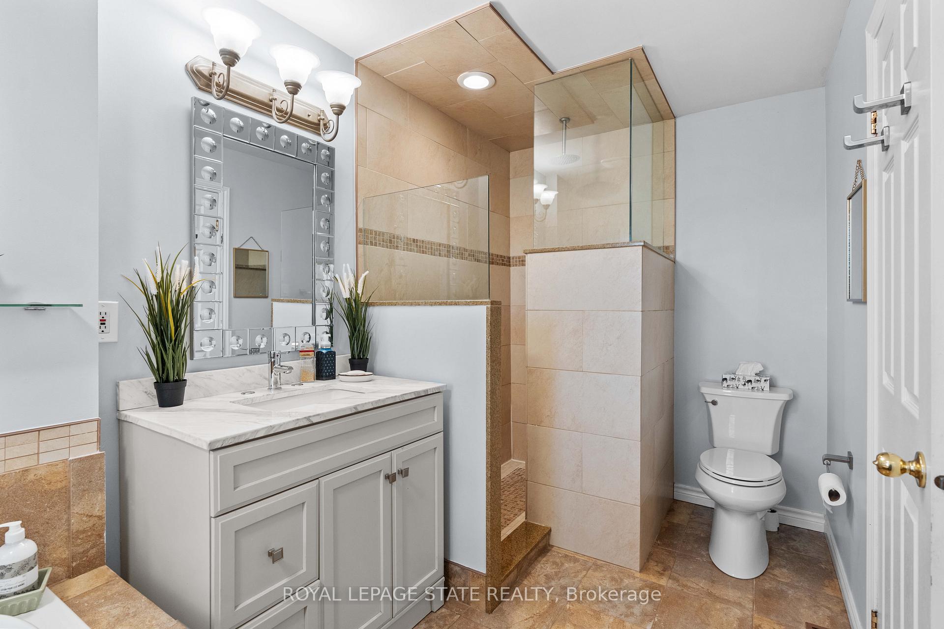 Photo 22 of 95 Thoroughbred Boulevard, Hamilton, Ancaster — HOMEH