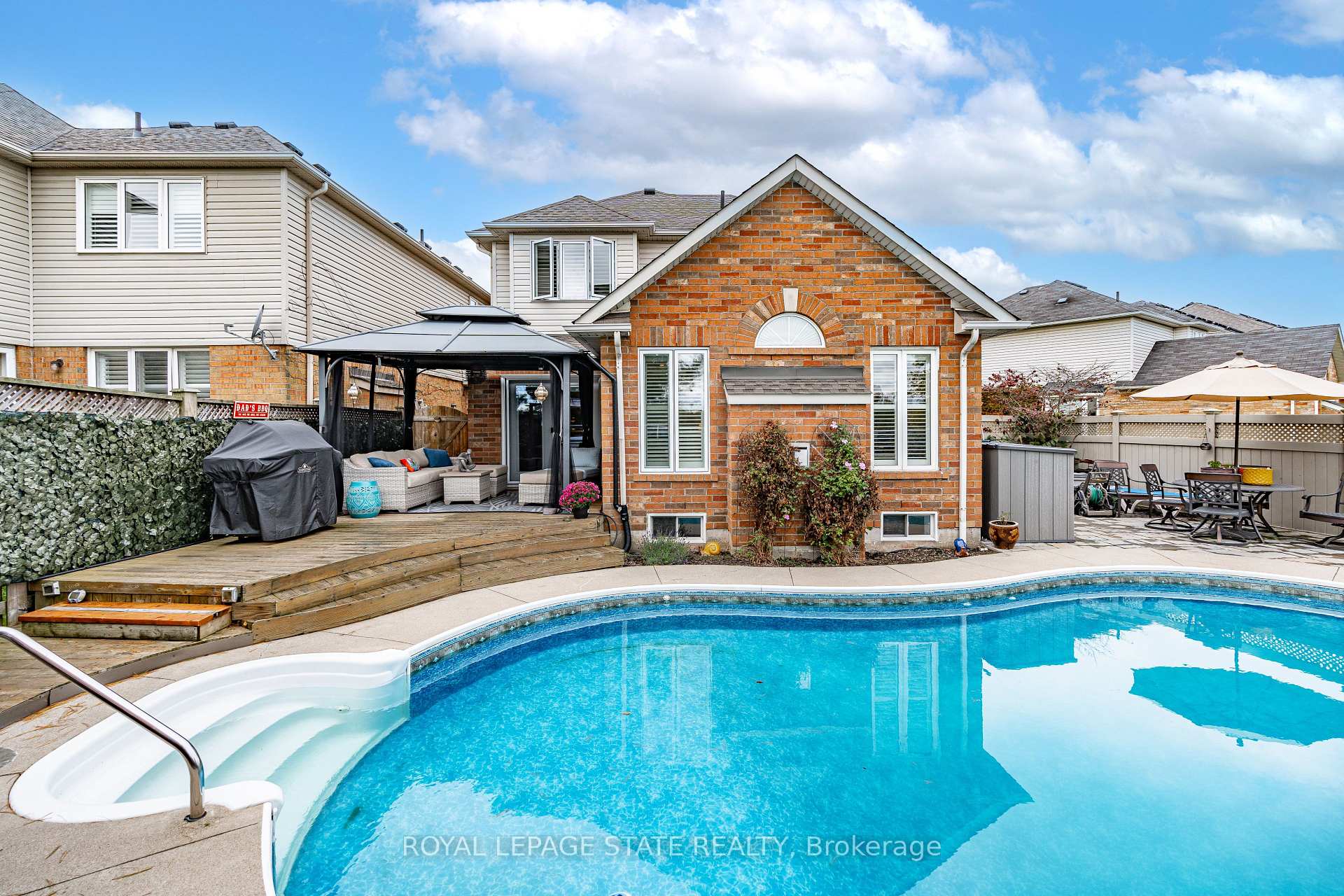 Photo 34 of 95 Thoroughbred Boulevard, Hamilton, Ancaster — HOMEH