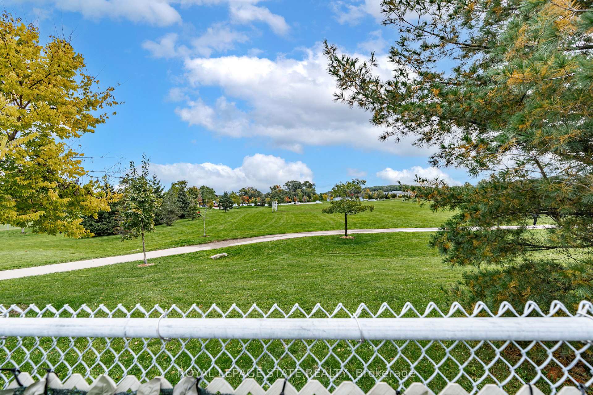 Photo 30 of 95 Thoroughbred Boulevard, Hamilton, Ancaster — HOMEH