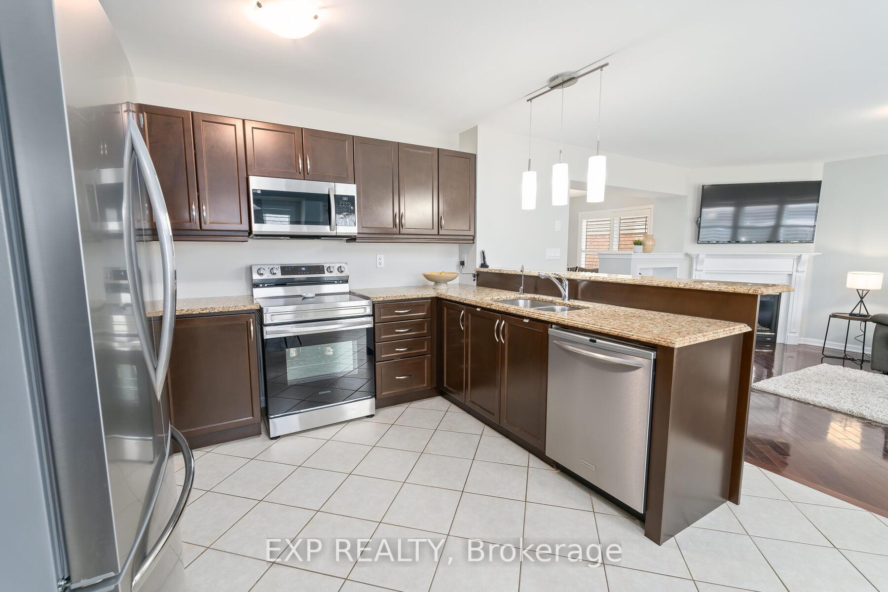 Photo 34 of 18 Davidson Drive, New Tecumseth, Alliston — HOMEH