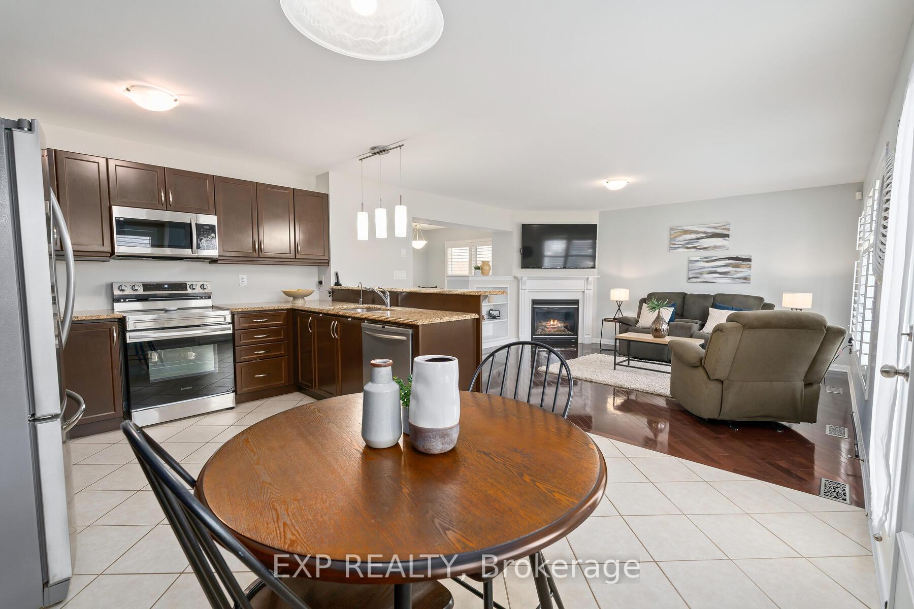 Photo 11 of 18 Davidson Drive, New Tecumseth, Alliston — HOMEH