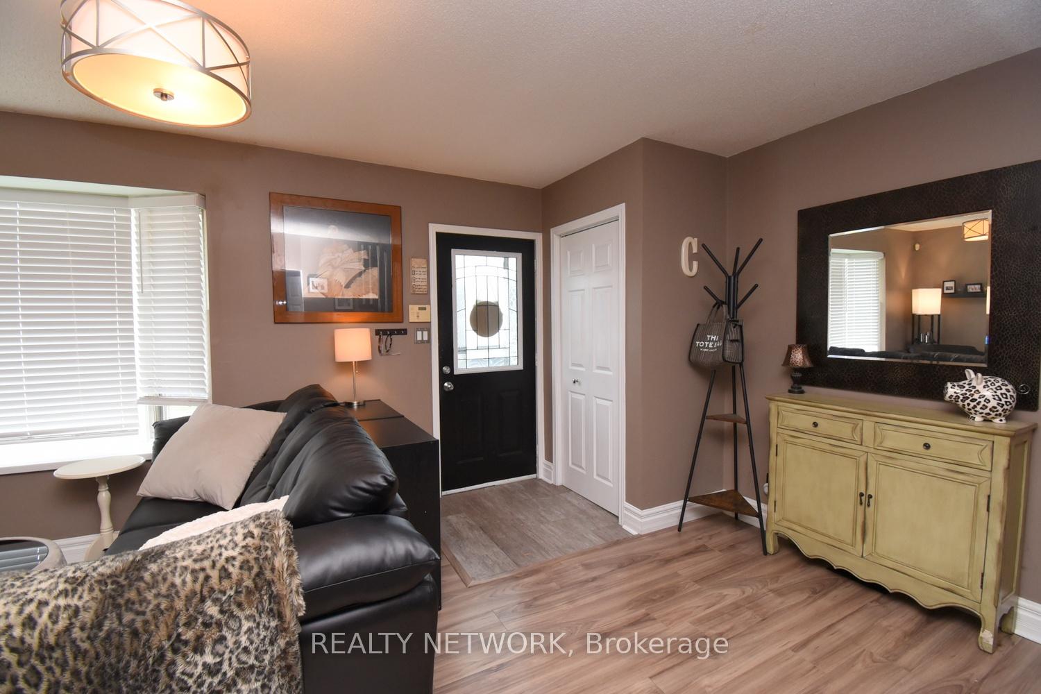 Photo 11 of 8 East 31st Street, Hamilton, Raleigh — HOMEH