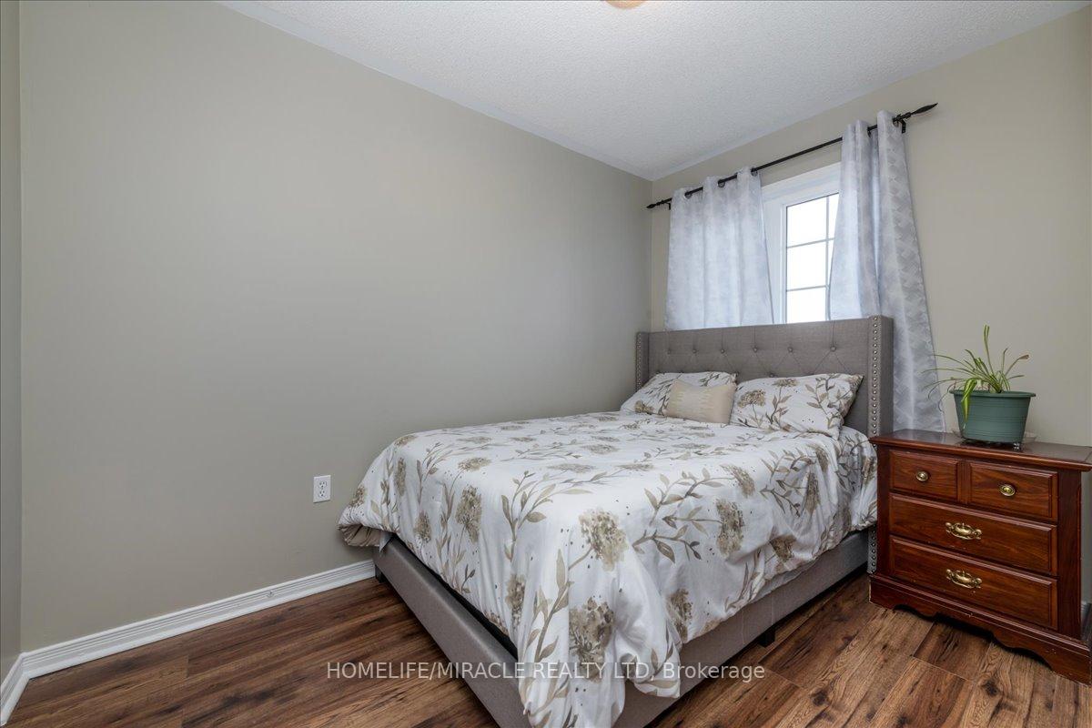 Photo 18 of 68 Admiral Crescent, Essa, Angus — HOMEH