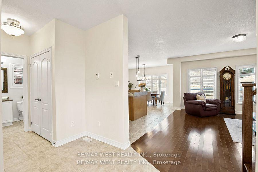 Photo 8 of 47 Burt Avenue, New Tecumseth, Alliston — HOMEH