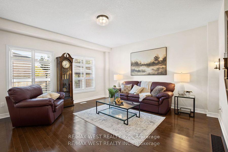 Photo 6 of 47 Burt Avenue, New Tecumseth, Alliston — HOMEH