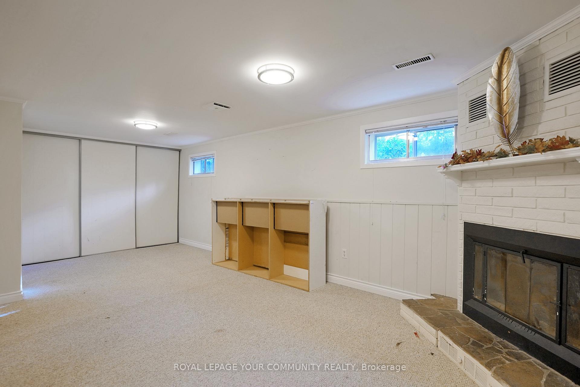 Photo 32 of 42 Devins Drive, Aurora, Aurora Heights — HOMEH