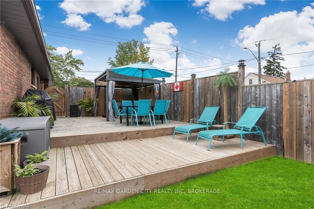 Photo 29 of 50 Bunting Road, St. Catharines, Secord Woods — HOMEH