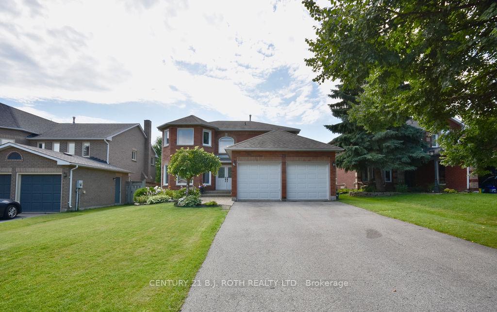 Photo 4 of 79 Maclaren Avenue, Barrie, Innis-Shore — HOMEH