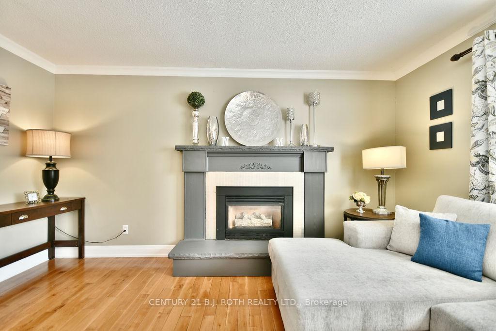 Photo 13 of 79 Maclaren Avenue, Barrie, Innis-Shore — HOMEH