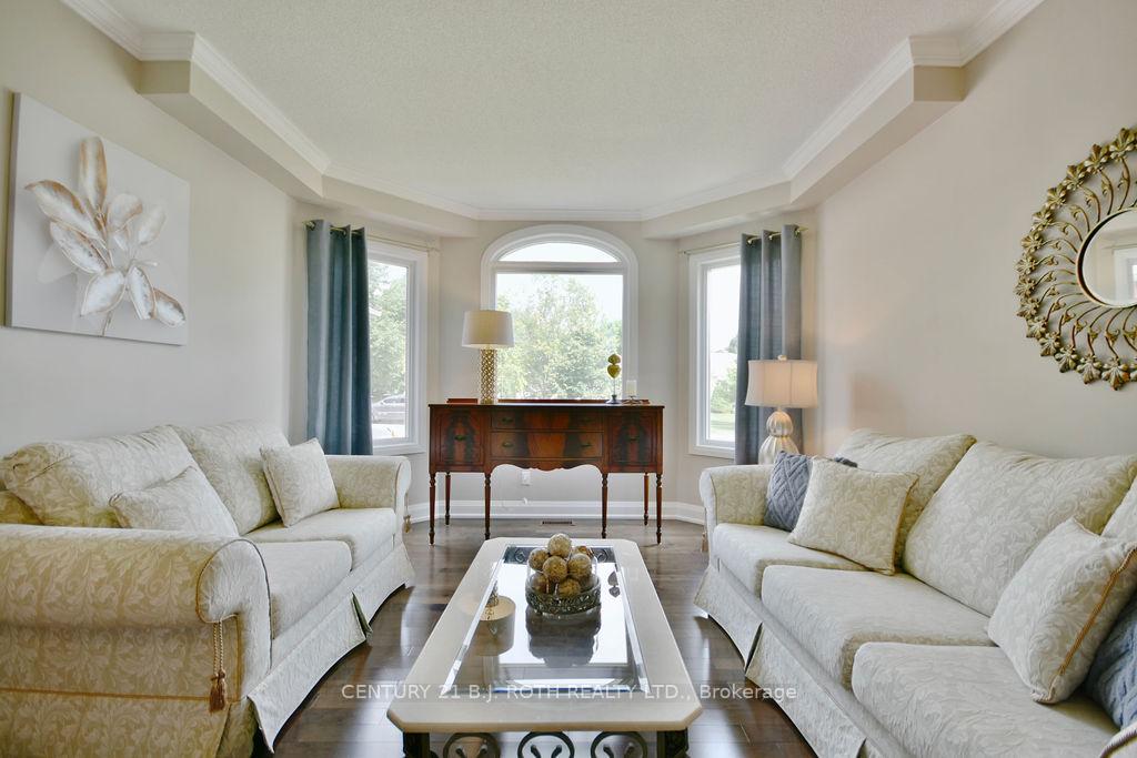 Photo 15 of 79 Maclaren Avenue, Barrie, Innis-Shore — HOMEH