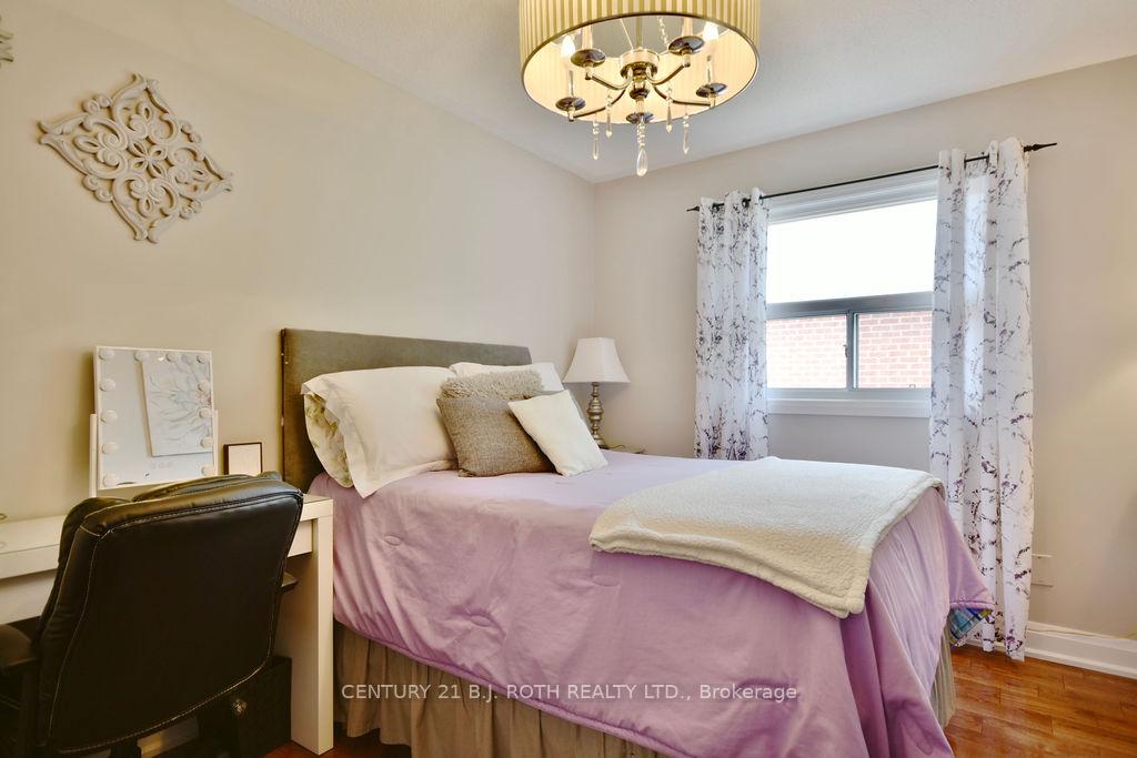Photo 22 of 79 Maclaren Avenue, Barrie, Innis-Shore — HOMEH