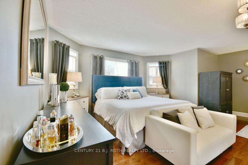 Photo 27 of 79 Maclaren Avenue, Barrie, Innis-Shore — HOMEH