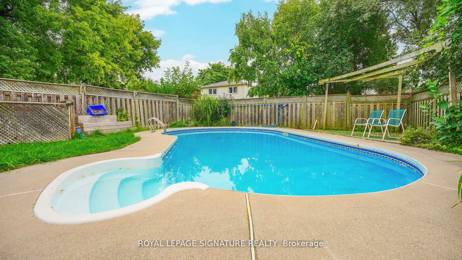 Photo 17 of 51 Dersingham Crescent, Markham, German Mills — HOMEH