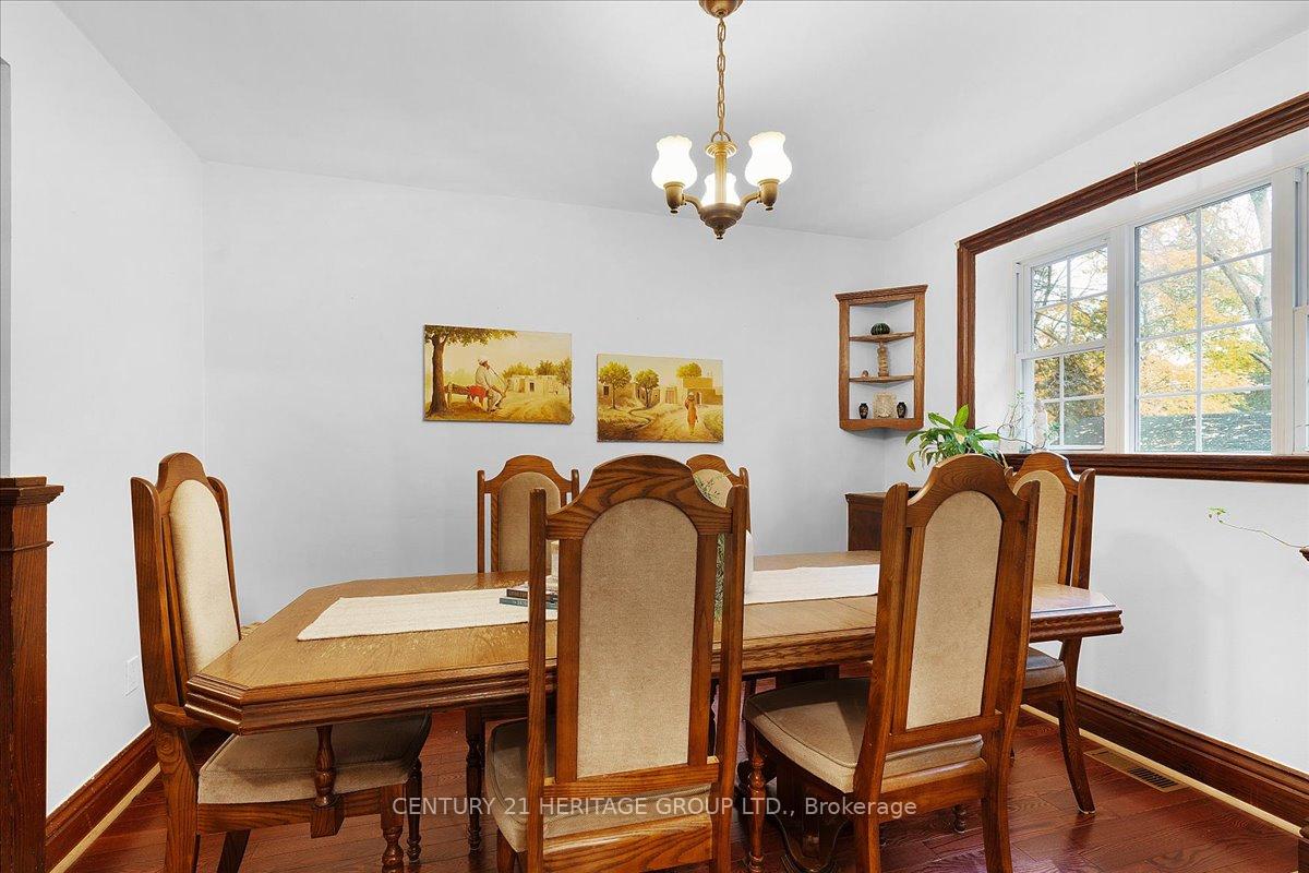 Photo 12 of 114 Traymore Avenue, Hamilton, Cootes Paradise — HOMEH