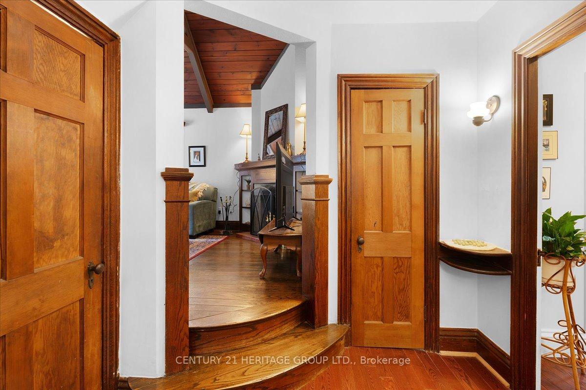 Photo 16 of 114 Traymore Avenue, Hamilton, Cootes Paradise — HOMEH
