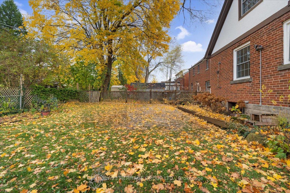 Photo 37 of 114 Traymore Avenue, Hamilton, Cootes Paradise — HOMEH