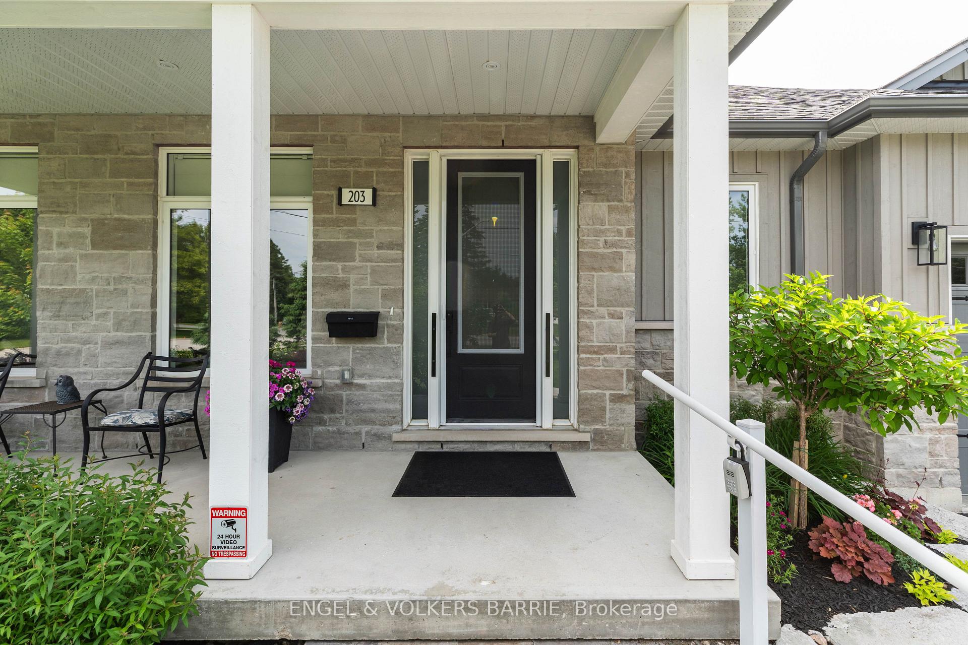 Photo 9 of 203 Montgomery Drive, Barrie, Painswick North — HOMEH