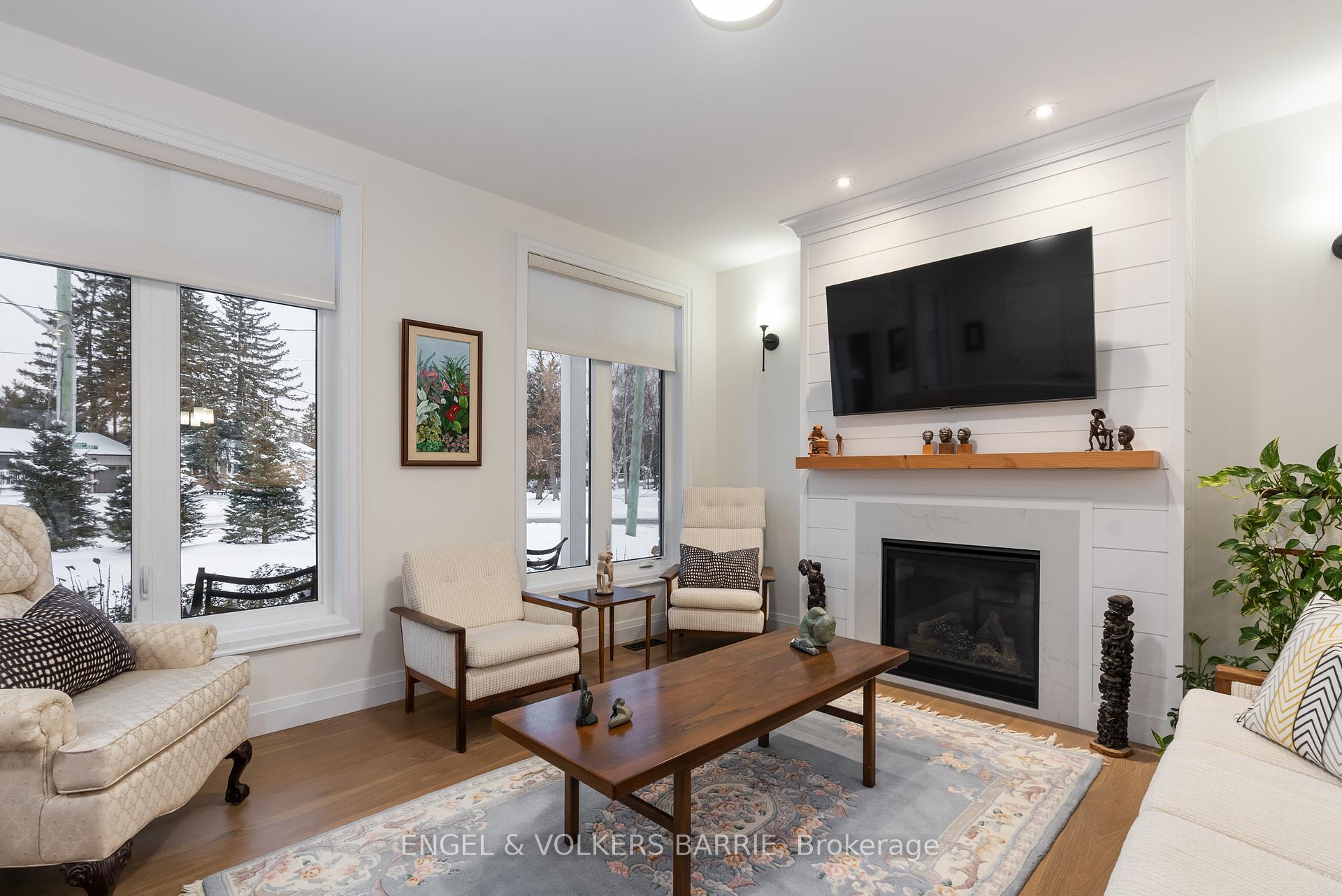 Photo 4 of 203 Montgomery Drive, Barrie, Painswick North — HOMEH