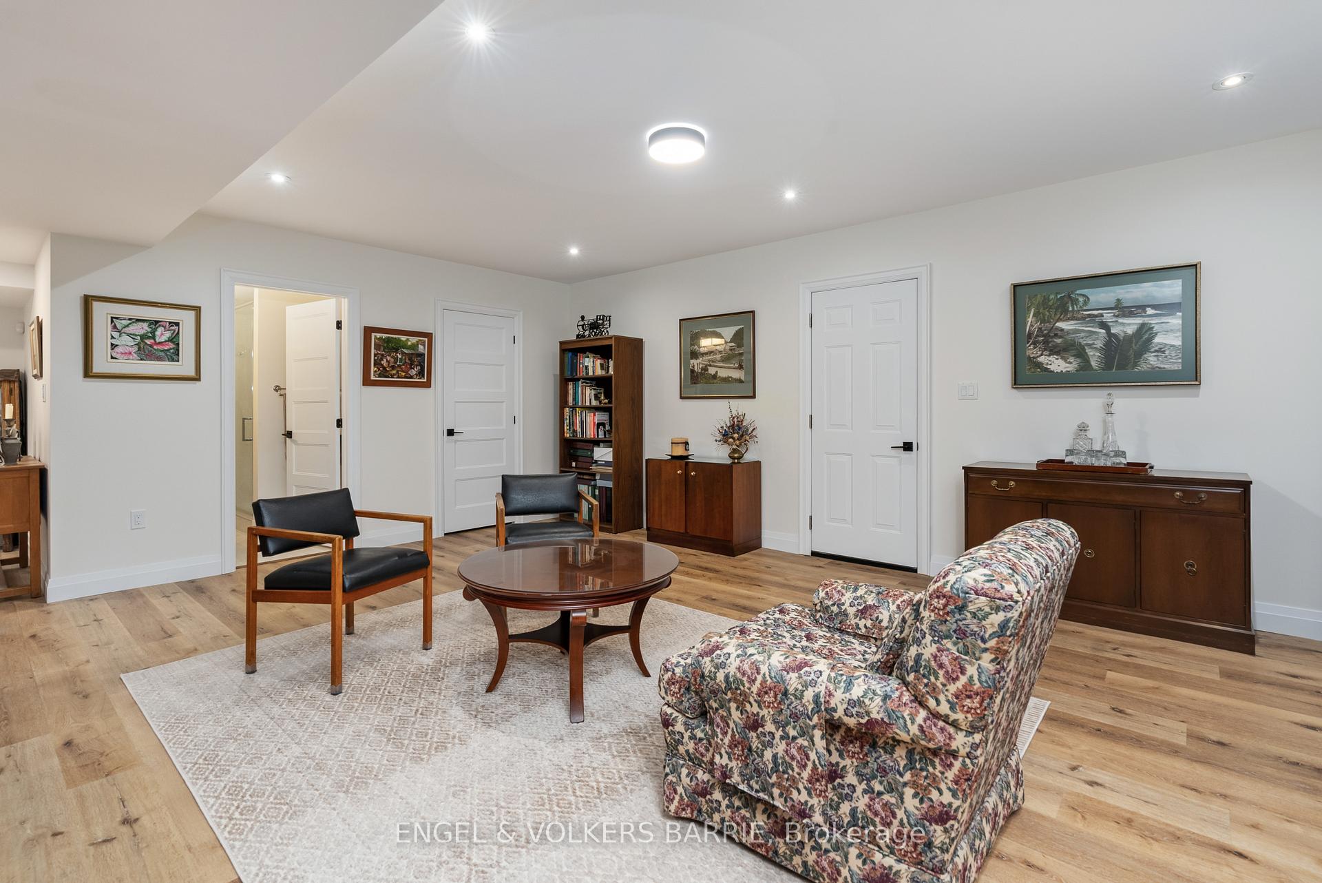 Photo 29 of 203 Montgomery Drive, Barrie, Painswick North — HOMEH