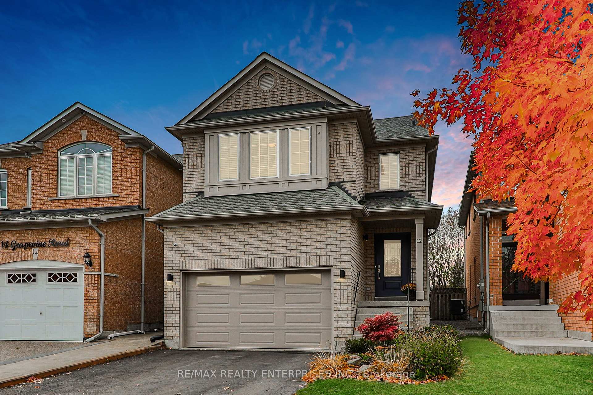 Photo 1 of 12 Grapevine Road, Caledon, Bolton West — HOMEH