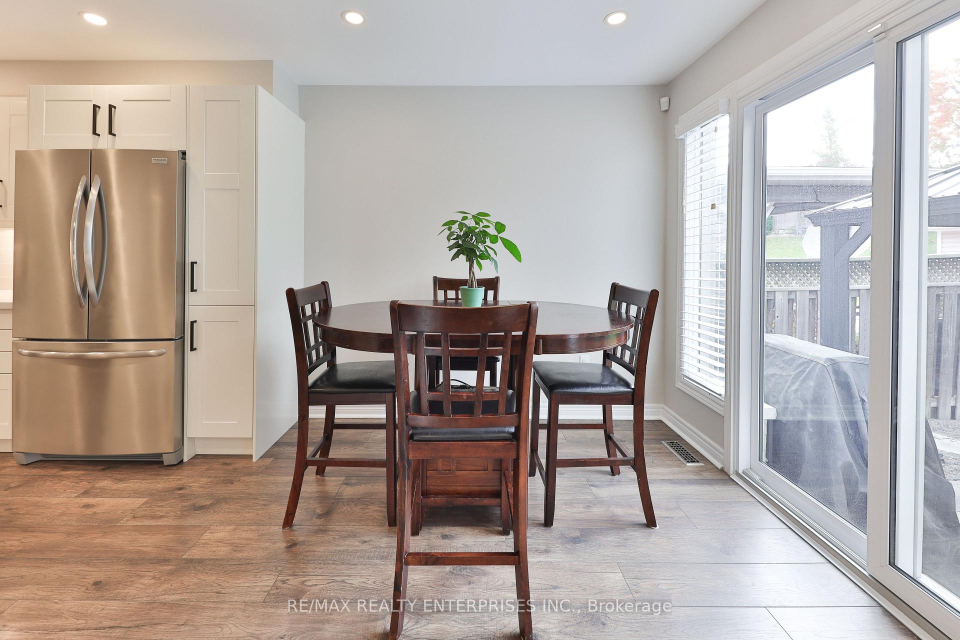 Photo 11 of 12 Grapevine Road, Caledon, Bolton West — HOMEH