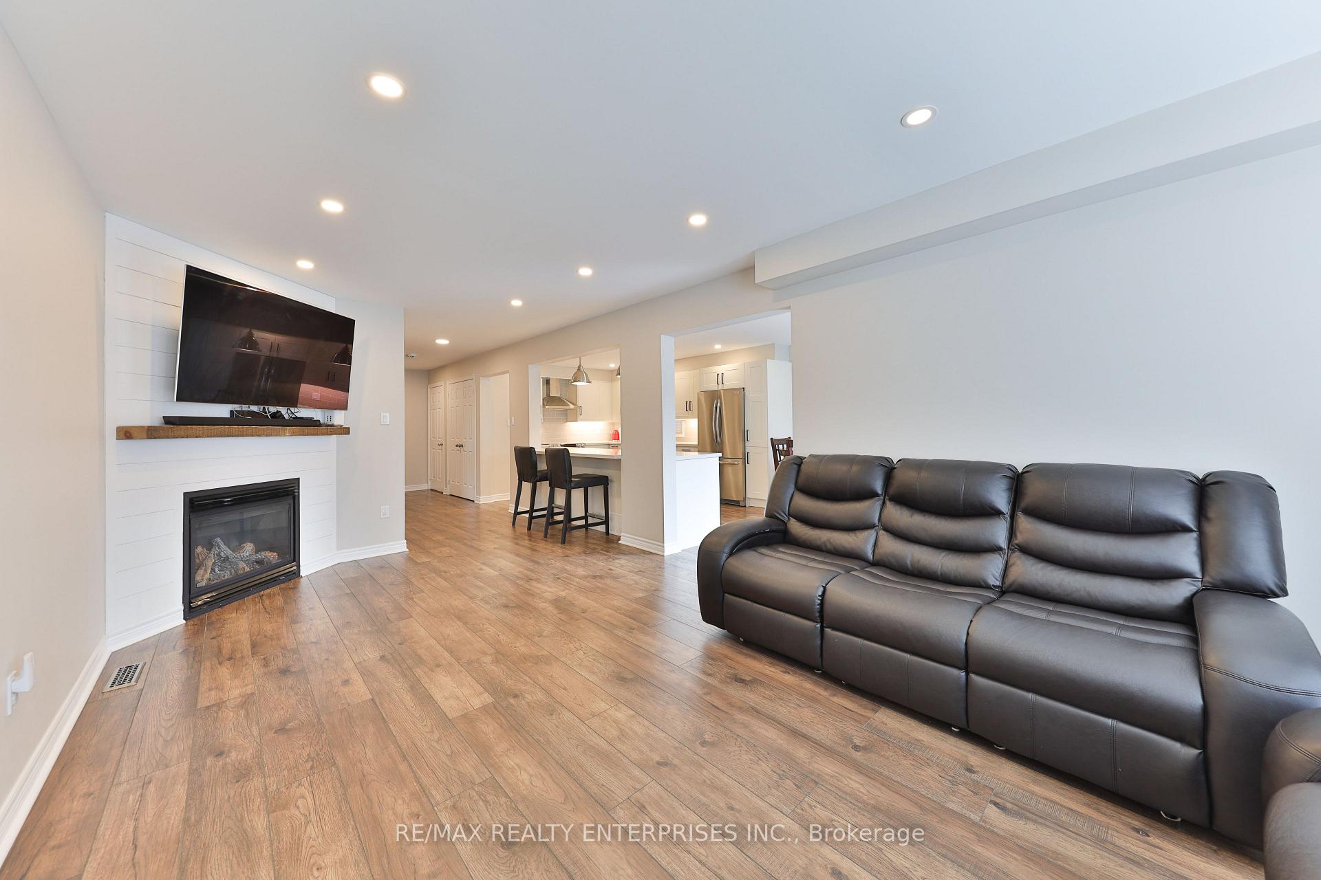 Photo 22 of 12 Grapevine Road, Caledon, Bolton West — HOMEH