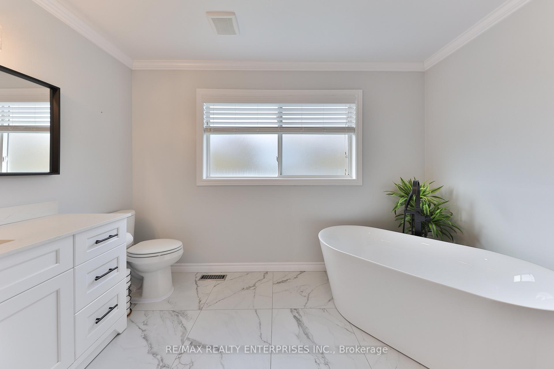 Photo 15 of 12 Grapevine Road, Caledon, Bolton West — HOMEH