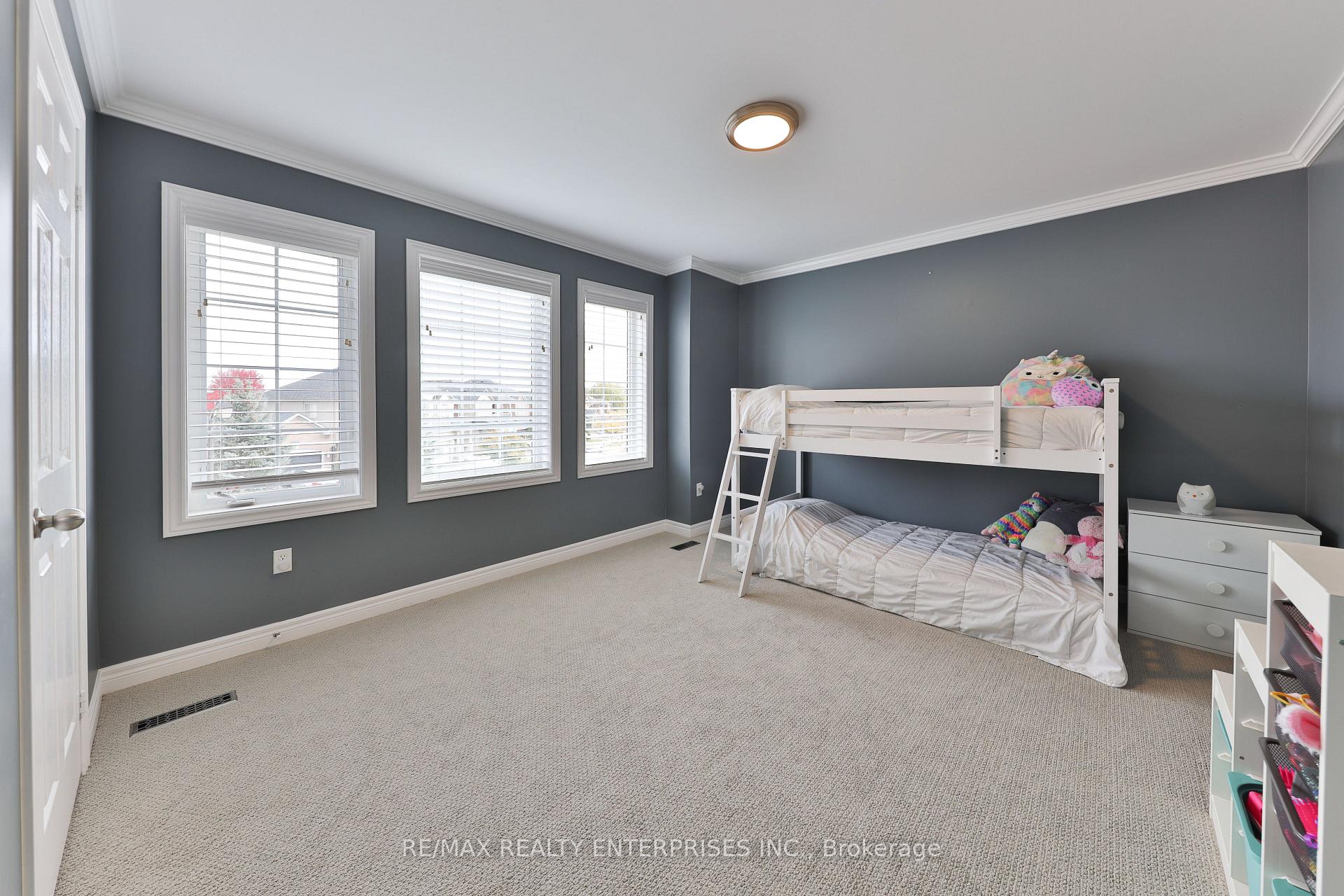 Photo 25 of 12 Grapevine Road, Caledon, Bolton West — HOMEH