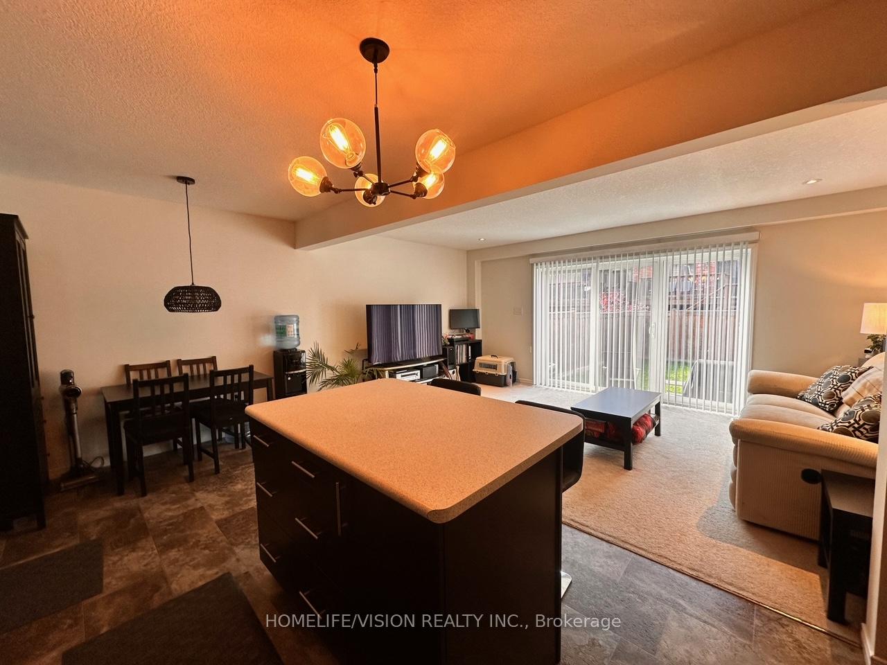 Photo 12 of 515 Rivertrail Avenue, Kitchener — HOMEH