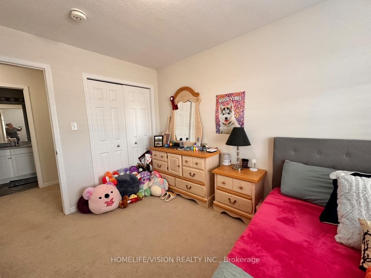 Photo 16 of 515 Rivertrail Avenue, Kitchener — HOMEH