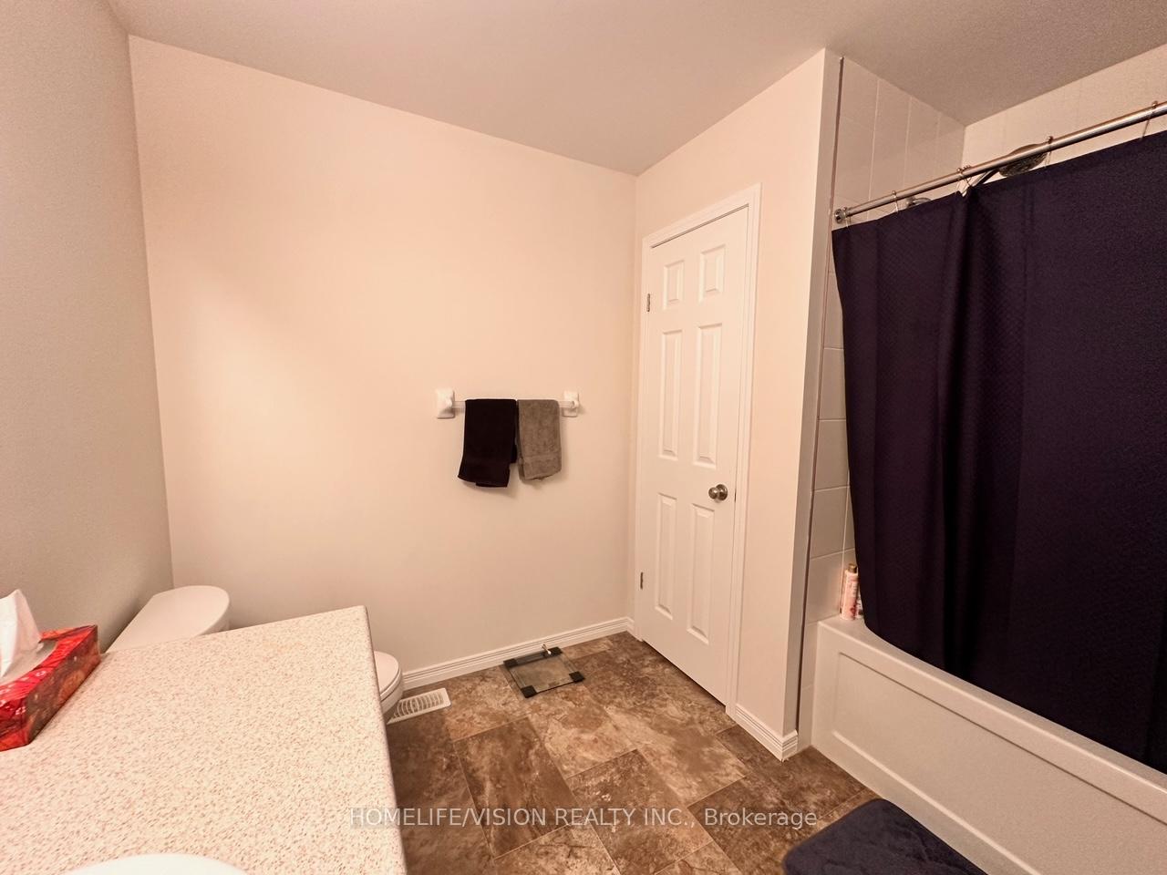 Photo 20 of 515 Rivertrail Avenue, Kitchener — HOMEH