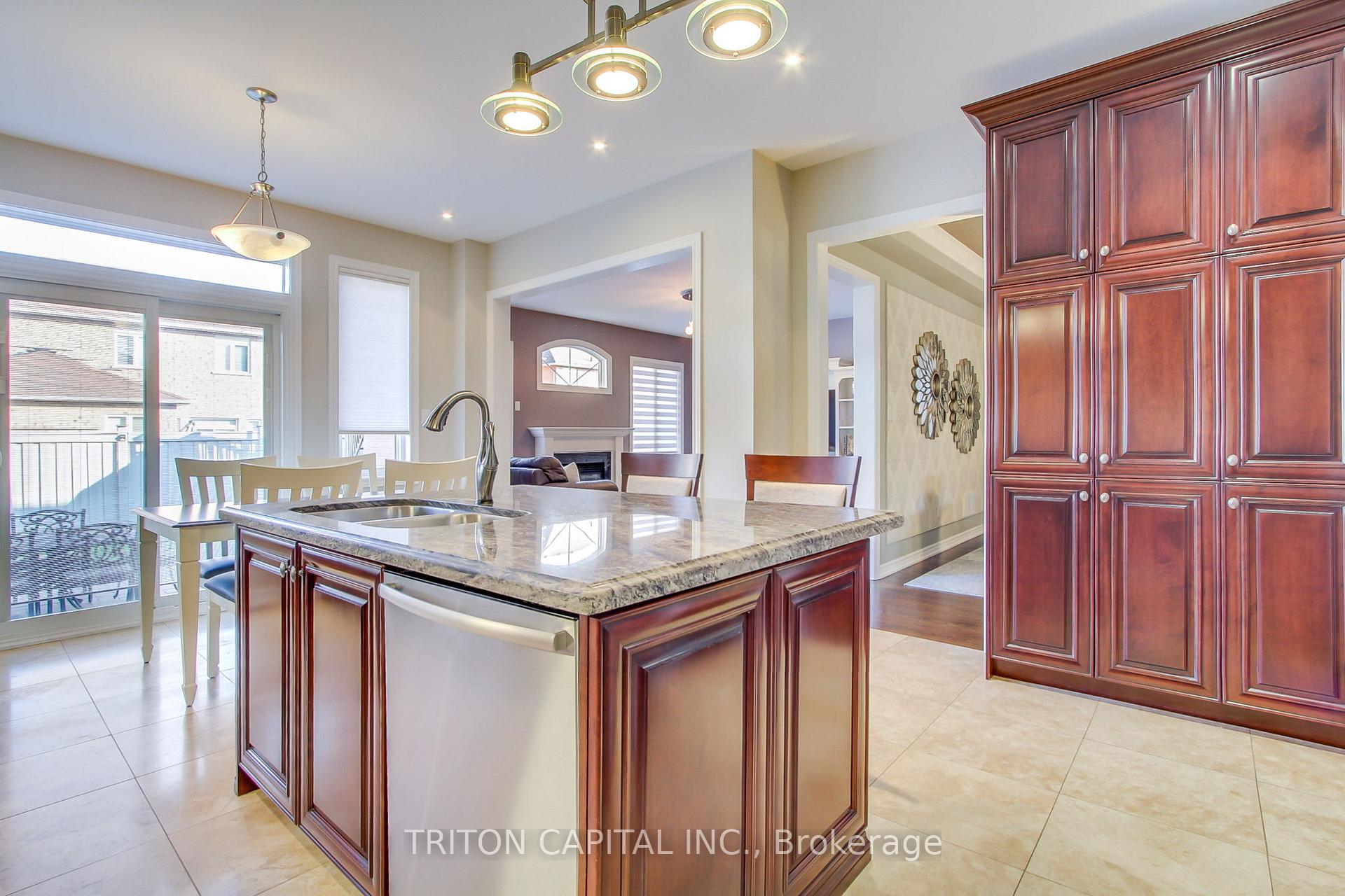 Photo 11 of 150 Andrew Hill Drive, Vaughan, Vellore Village — HOMEH