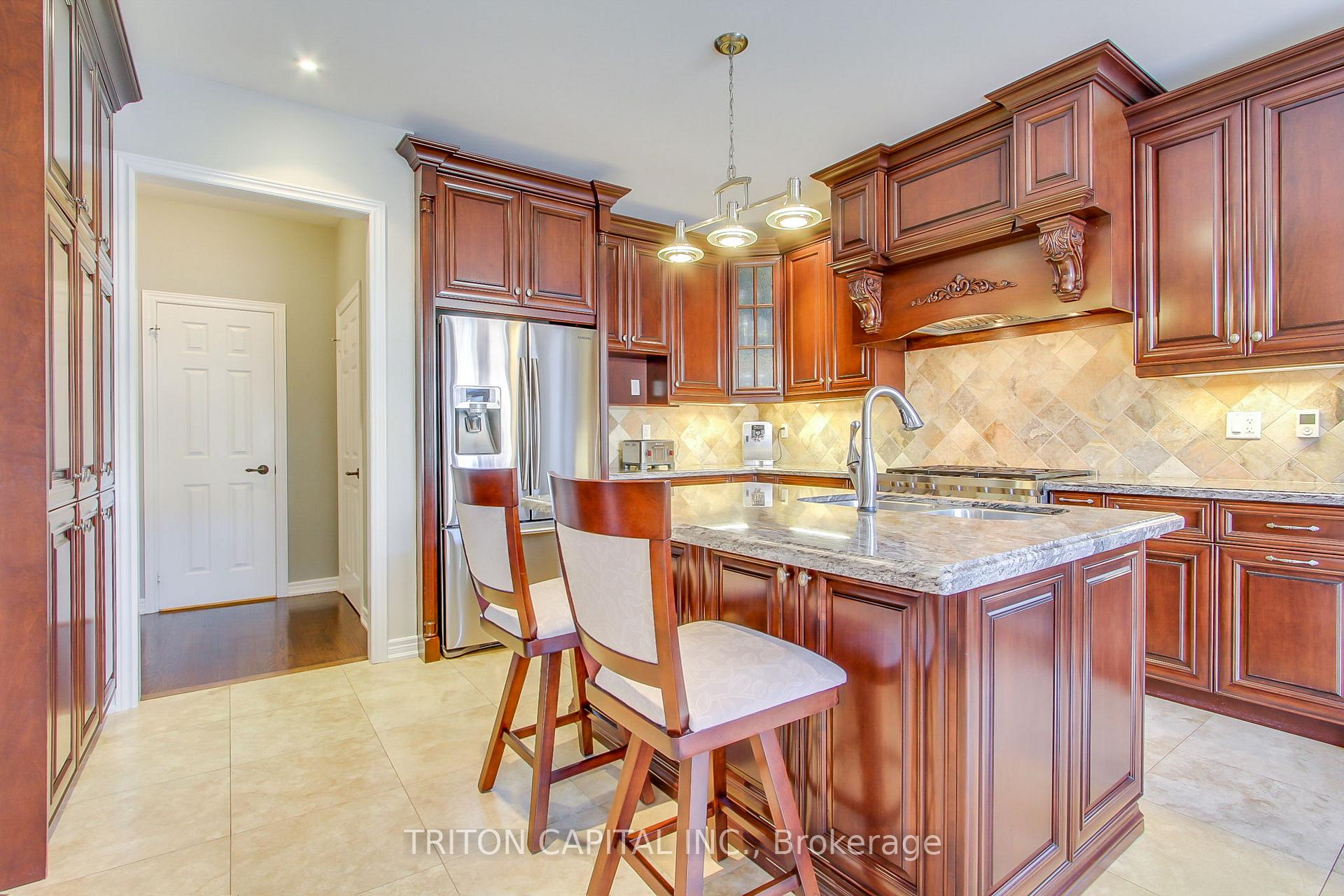 Photo 9 of 150 Andrew Hill Drive, Vaughan, Vellore Village — HOMEH