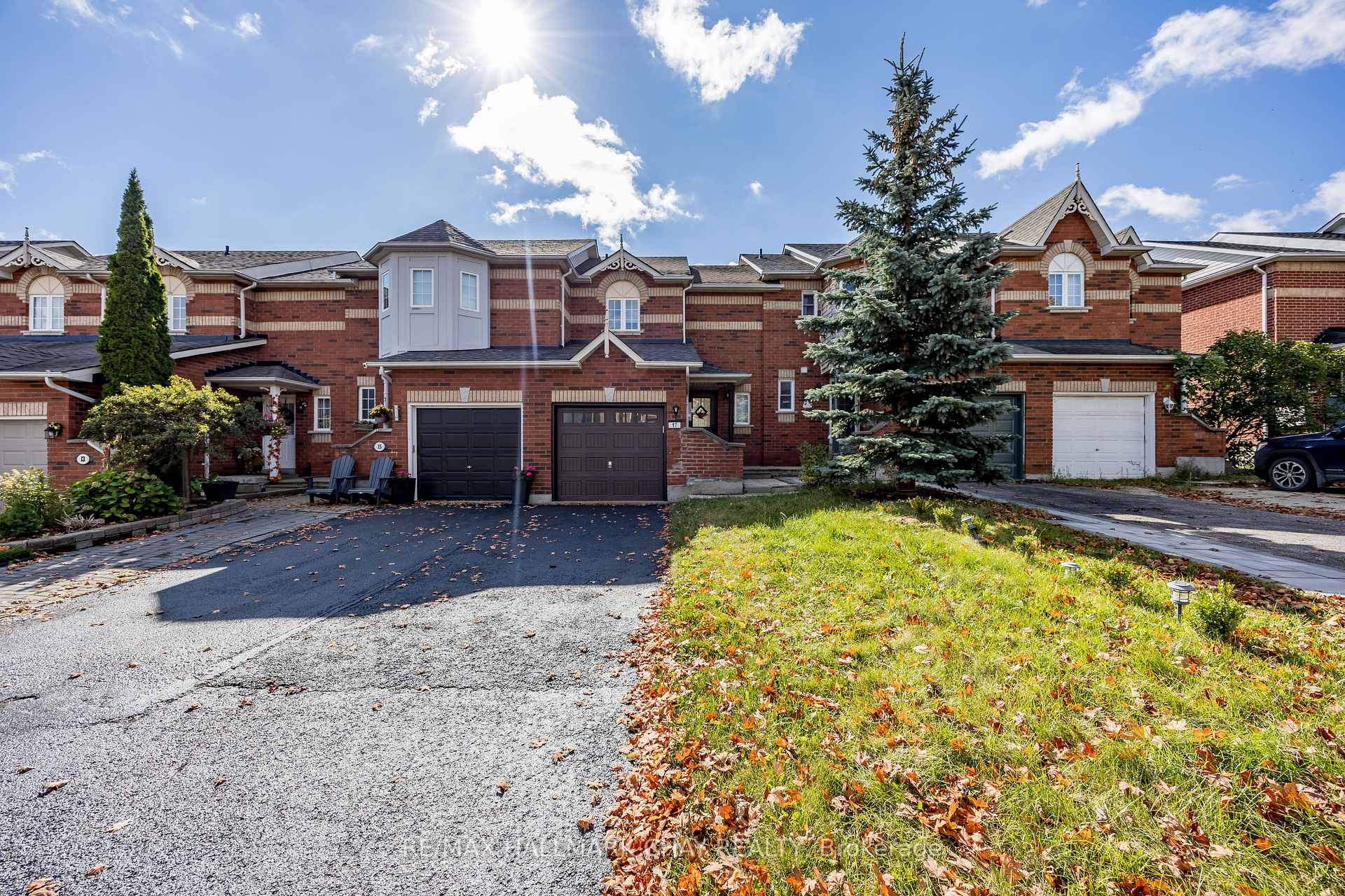 Photo 1 of 17 Gadwall Avenue, Barrie, Painswick South — HOMEH