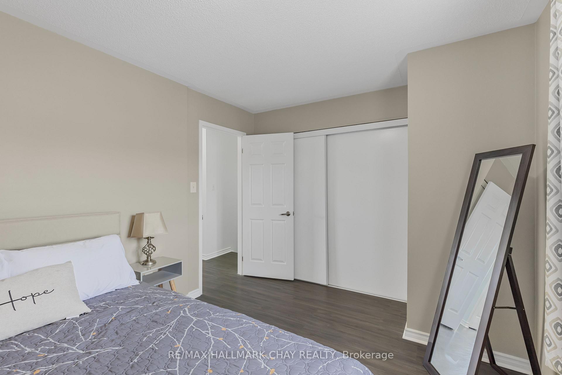 Photo 13 of 17 Gadwall Avenue, Barrie, Painswick South — HOMEH