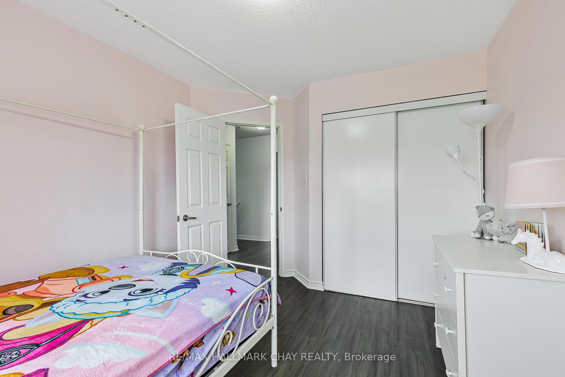 Photo 33 of 17 Gadwall Avenue, Barrie, Painswick South — HOMEH