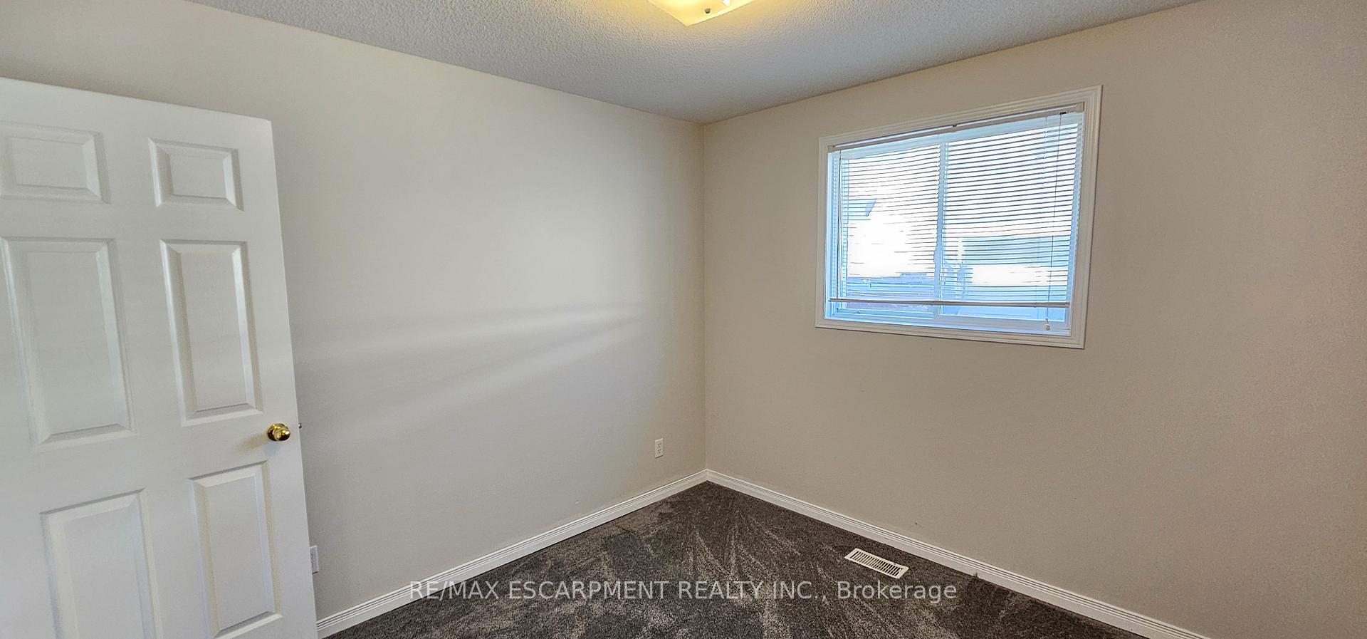Photo 38 of 61 East 26th Street, Hamilton, Eastmount — HOMEH