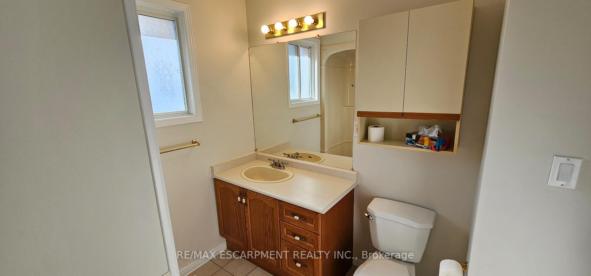 Photo 13 of 61 East 26th Street, Hamilton, Eastmount — HOMEH