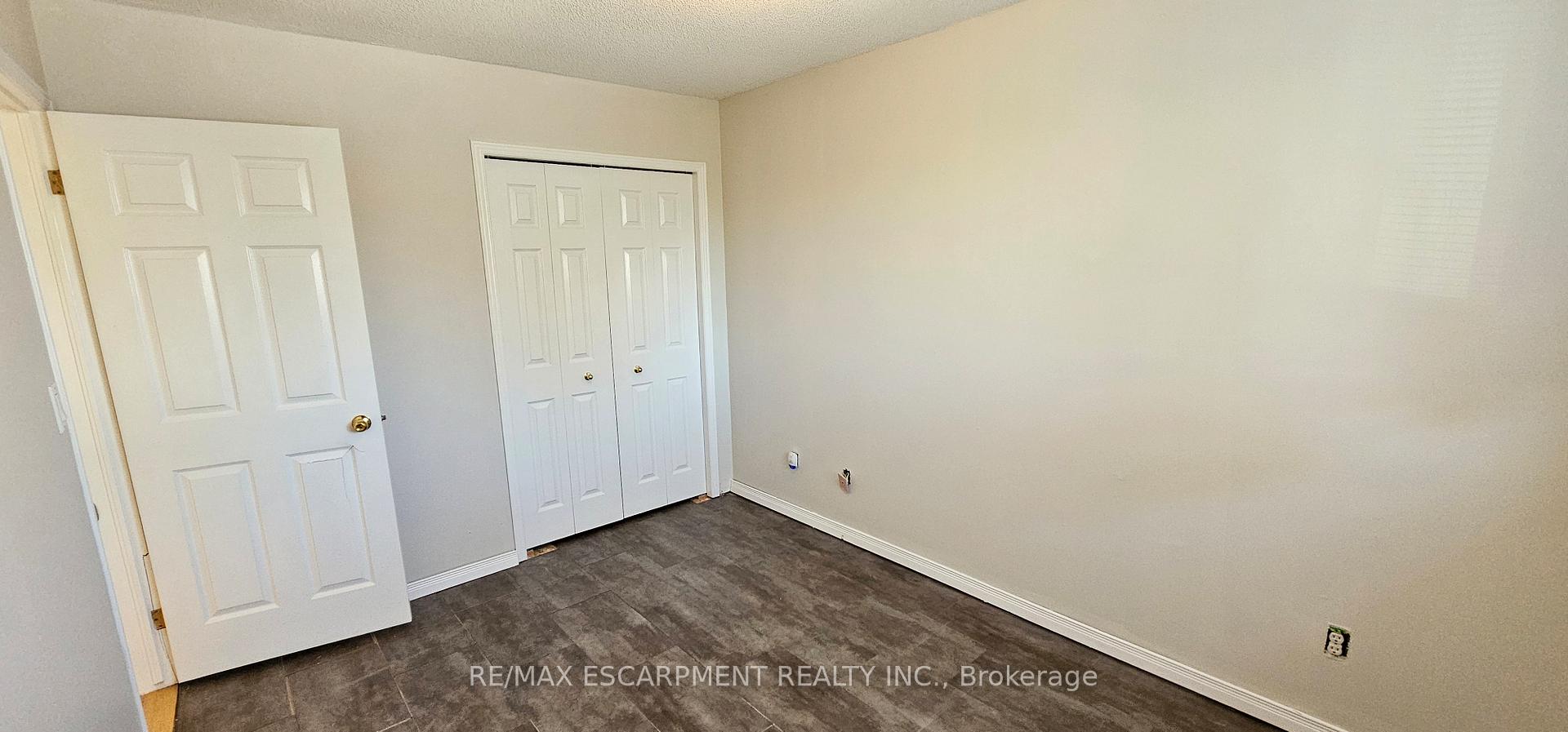 Photo 20 of 61 East 26th Street, Hamilton, Eastmount — HOMEH