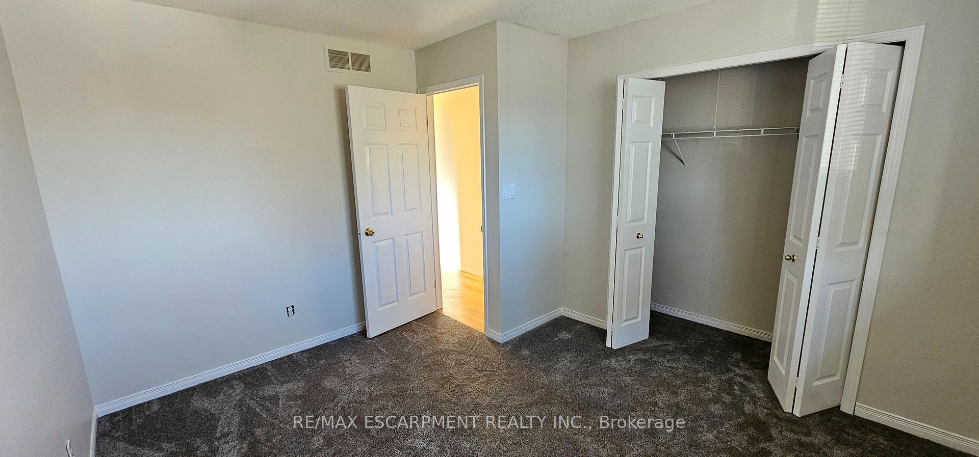 Photo 22 of 61 East 26th Street, Hamilton, Eastmount — HOMEH