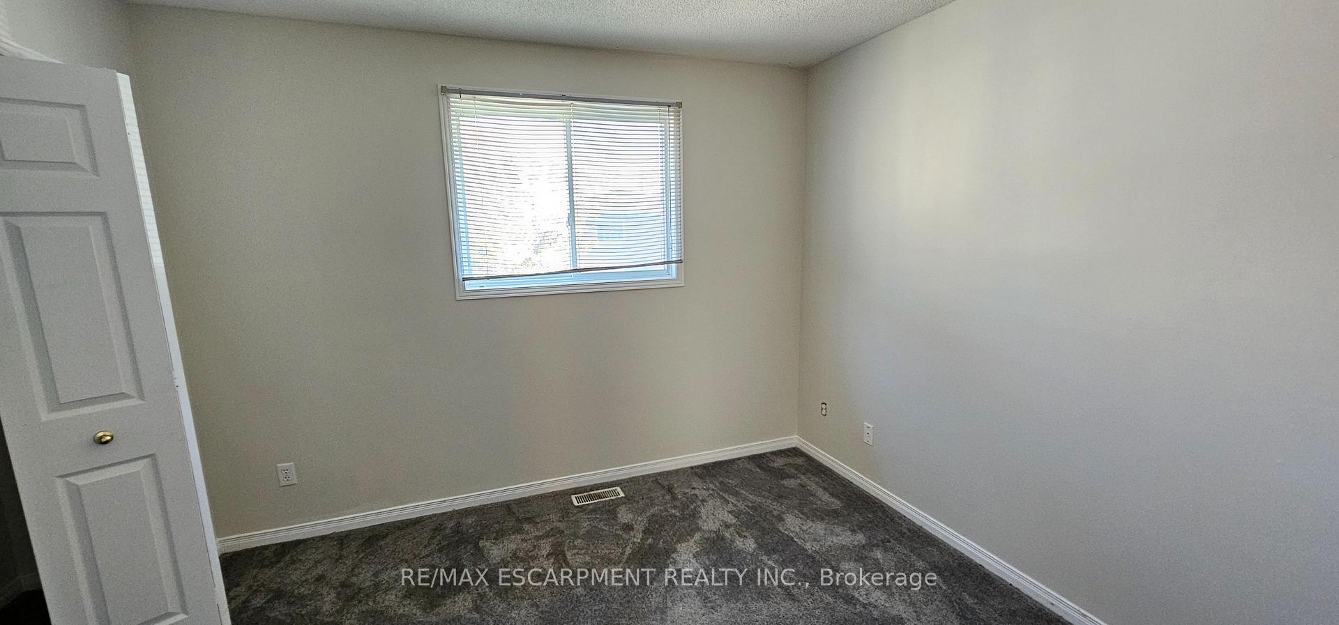 Photo 24 of 61 East 26th Street, Hamilton, Eastmount — HOMEH