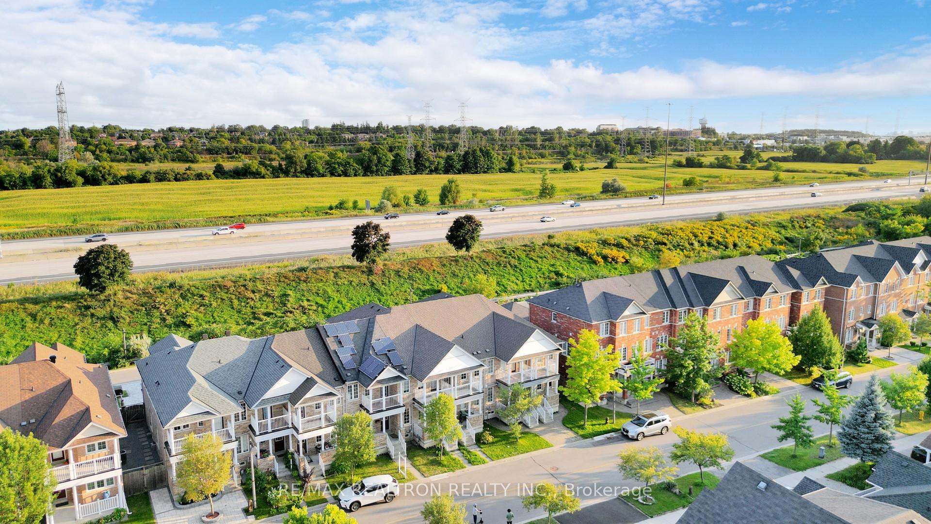 Photo 32 of 359 Caboto Trail, Markham, Village Green-South Unionville — HOMEH